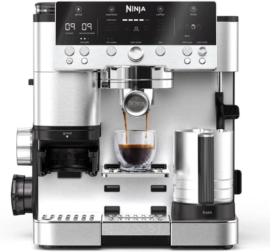 Ninja machine à café ES601EU, Luxe Premier 3-en-1, Latte, 4 préréglages mousse, Cappuccino, facile à utiliser, finition argenté