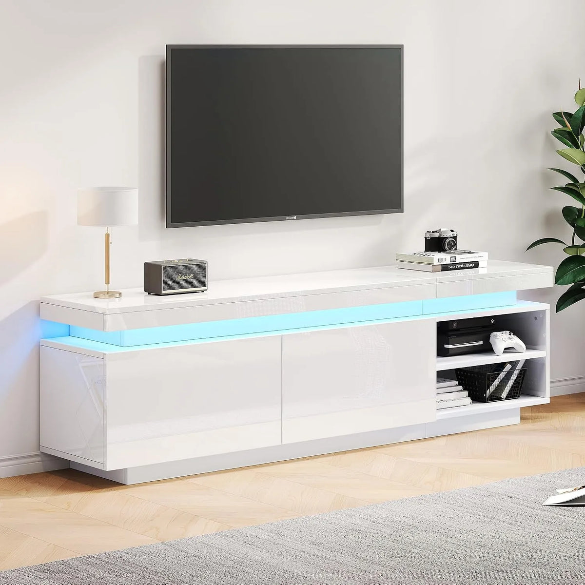 Meuble TV, 2 Portes et Compartiments, Moderne Banc TV Longueur pour Télévisions 70 Pouces, dimensions 170x35x50 cm, finition blanche avec LED